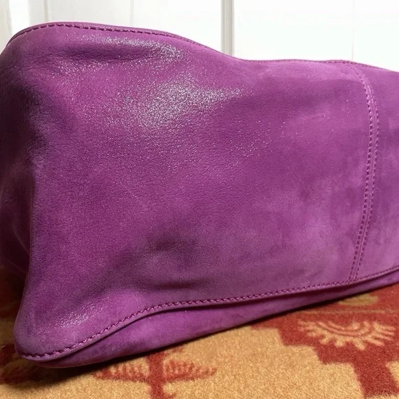 Fendi Rare Y2K Iridescent PlumSuede Mamma Baguette Shoulder Bag - Picture 7 of 15